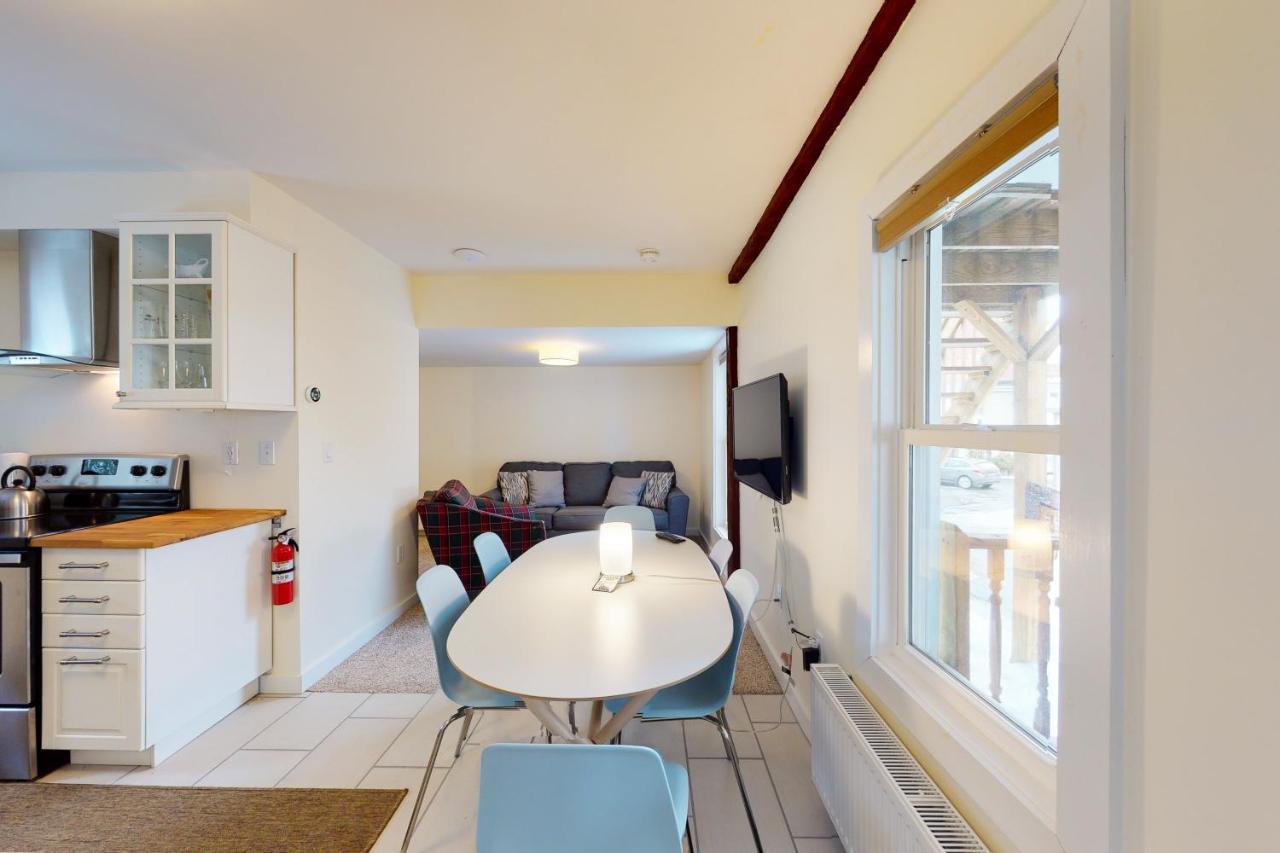 Pleasant Condos Ладлоу Экстерьер фото