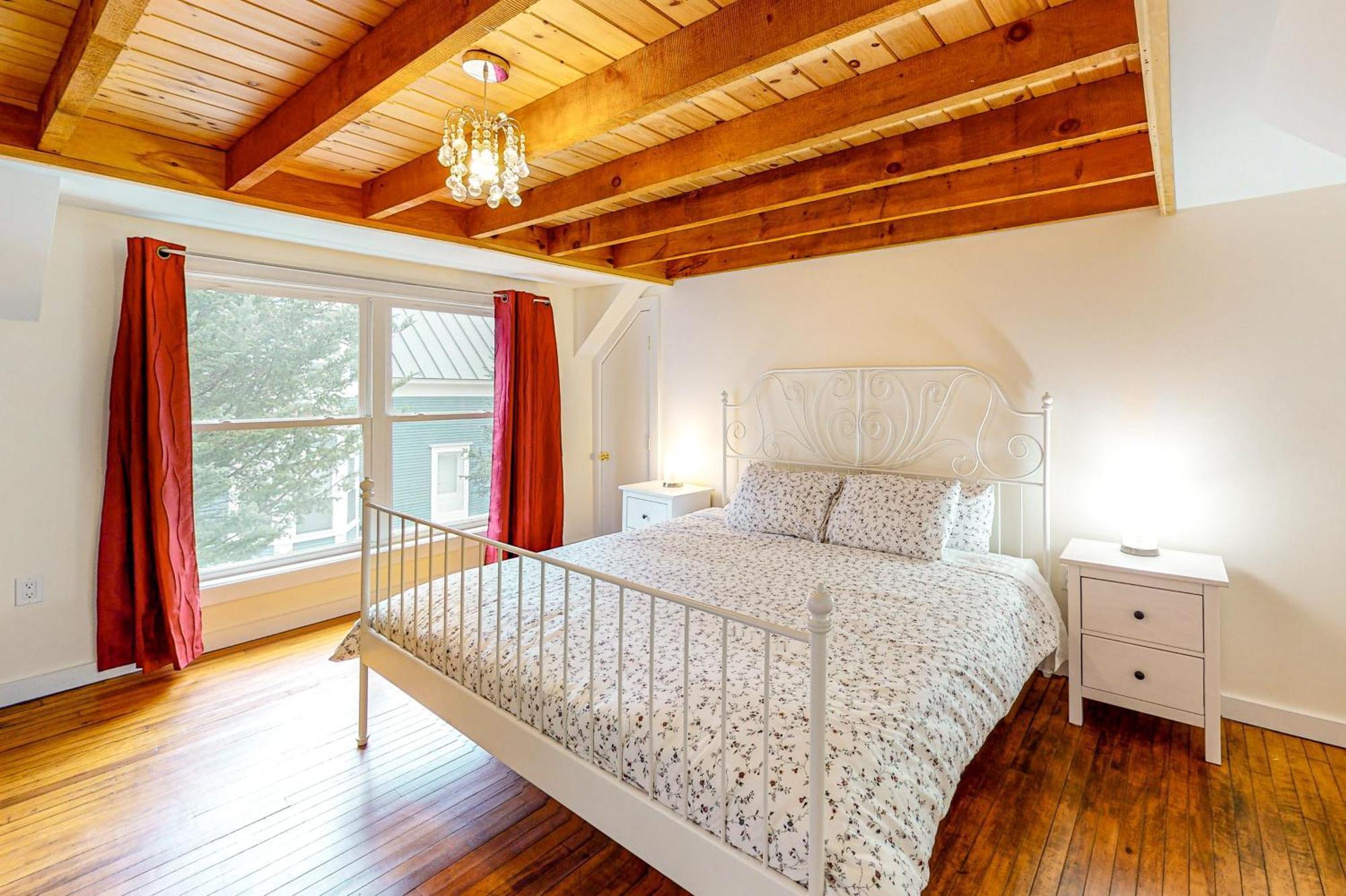 Pleasant Condos Ладлоу Номер фото